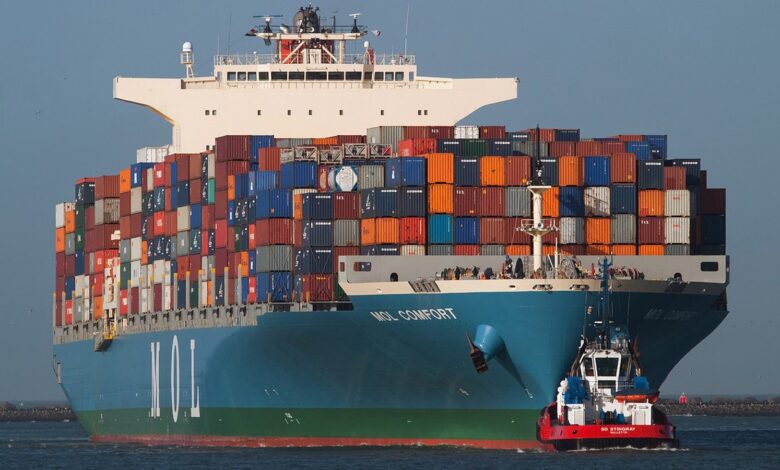 التجارة العالمية: الصراعات الإقليمية والتوترات الجيوسياسية تؤثر على البضائع
