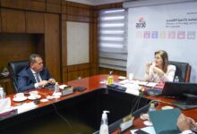 وزيرة التخطيط تناقش مع رئيس مدينة طربول الصناعية أهم الانجازات خلال 2023