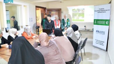 مركز الملك سلمان للإغاثة يقدم خدمات طبية ودورة تدريبية في فن التصوير الفوتوغرافي للاجئين السوريين في مخيم الزعتري بالأردن