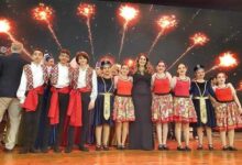 90 راقصًا وراقصة مصريين من أصل أرمني يبهرون الجمهور بعروض من بلدان مختلفة